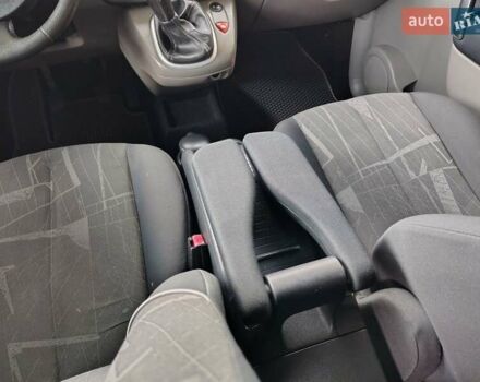 Чорний Рено Гранд Сценік, об'ємом двигуна 1.6 л та пробігом 240 тис. км за 5350 $, фото 67 на Automoto.ua