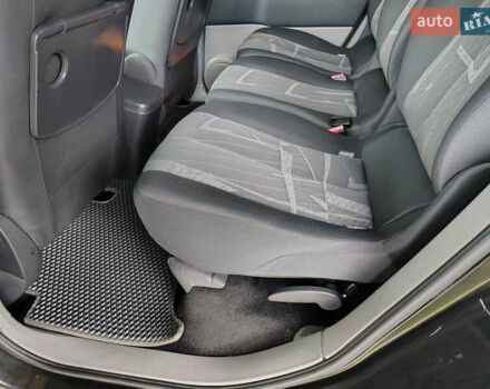 Чорний Рено Гранд Сценік, об'ємом двигуна 1.6 л та пробігом 240 тис. км за 5350 $, фото 82 на Automoto.ua