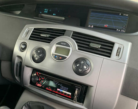 Черный Рено Гранд Сценик, объемом двигателя 1.87 л и пробегом 252 тыс. км за 5300 $, фото 24 на Automoto.ua