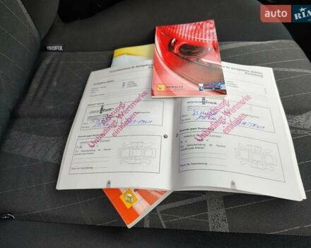 Чорний Рено Гранд Сценік, об'ємом двигуна 1.6 л та пробігом 240 тис. км за 5350 $, фото 106 на Automoto.ua