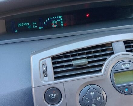 Чорний Рено Гранд Сценік, об'ємом двигуна 2 л та пробігом 262 тис. км за 6299 $, фото 7 на Automoto.ua