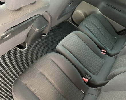 Черный Рено Гранд Сценик, объемом двигателя 1.87 л и пробегом 252 тыс. км за 5300 $, фото 20 на Automoto.ua