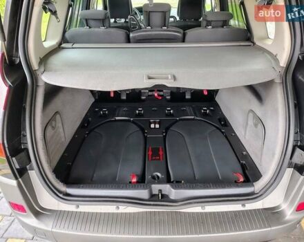 Чорний Рено Гранд Сценік, об'ємом двигуна 1.6 л та пробігом 240 тис. км за 5350 $, фото 58 на Automoto.ua