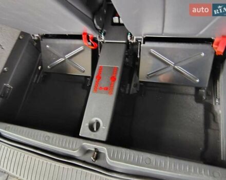 Чорний Рено Гранд Сценік, об'ємом двигуна 1.6 л та пробігом 240 тис. км за 5350 $, фото 54 на Automoto.ua