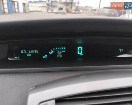 Черный Рено Гранд Сценик, объемом двигателя 2 л и пробегом 232 тыс. км за 5850 $, фото 22 на Automoto.ua