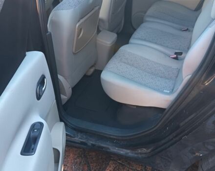 Чорний Рено Гранд Сценік, об'ємом двигуна 2 л та пробігом 262 тис. км за 6299 $, фото 13 на Automoto.ua