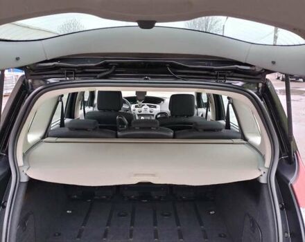 Черный Рено Гранд Сценик, объемом двигателя 2 л и пробегом 232 тыс. км за 5850 $, фото 20 на Automoto.ua