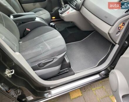 Чорний Рено Гранд Сценік, об'ємом двигуна 1.6 л та пробігом 240 тис. км за 5350 $, фото 90 на Automoto.ua