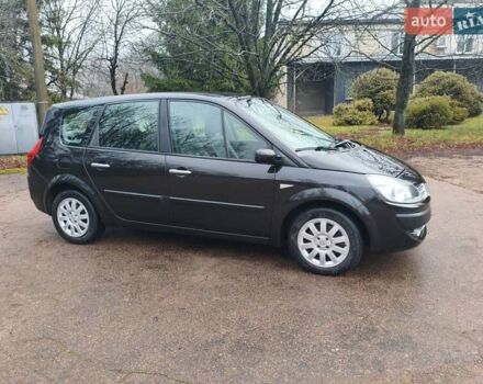 Черный Рено Гранд Сценик, объемом двигателя 2 л и пробегом 110 тыс. км за 7150 $, фото 9 на Automoto.ua