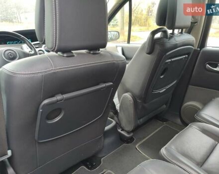 Черный Рено Гранд Сценик, объемом двигателя 2 л и пробегом 110 тыс. км за 7150 $, фото 41 на Automoto.ua