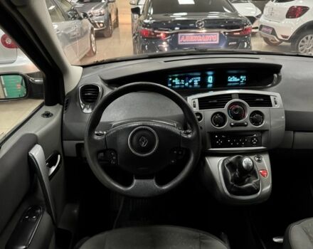 Чорний Рено Гранд Сценік, об'ємом двигуна 1.6 л та пробігом 194 тис. км за 5900 $, фото 13 на Automoto.ua