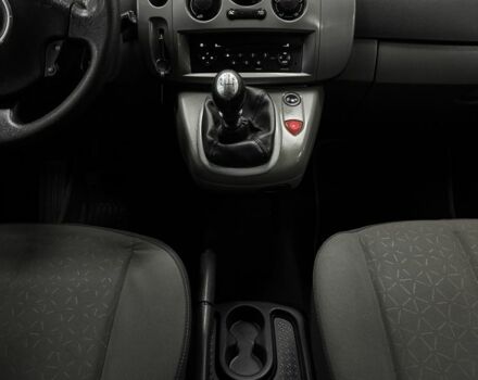 Чорний Рено Гранд Сценік, об'ємом двигуна 1.6 л та пробігом 194 тис. км за 5900 $, фото 14 на Automoto.ua