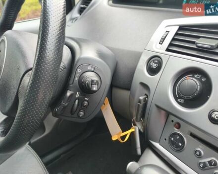 Черный Рено Гранд Сценик, объемом двигателя 2 л и пробегом 110 тыс. км за 7150 $, фото 32 на Automoto.ua