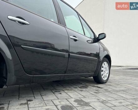 Черный Рено Гранд Сценик, объемом двигателя 2 л и пробегом 110 тыс. км за 7150 $, фото 46 на Automoto.ua