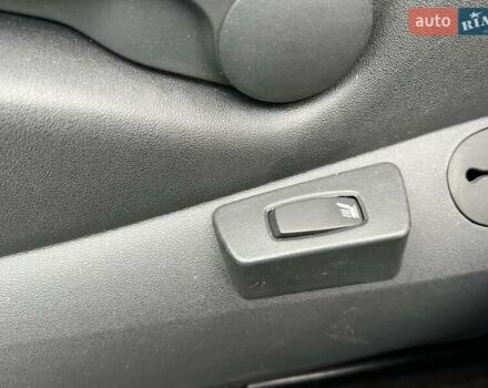 Черный Рено Гранд Сценик, объемом двигателя 2 л и пробегом 110 тыс. км за 7150 $, фото 51 на Automoto.ua