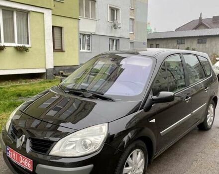 Чорний Рено Гранд Сценік, об'ємом двигуна 2 л та пробігом 208 тис. км за 5250 $, фото 10 на Automoto.ua