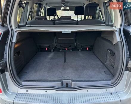 Черный Рено Гранд Сценик, объемом двигателя 2 л и пробегом 210 тыс. км за 5500 $, фото 6 на Automoto.ua