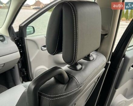 Черный Рено Гранд Сценик, объемом двигателя 2 л и пробегом 110 тыс. км за 7150 $, фото 53 на Automoto.ua