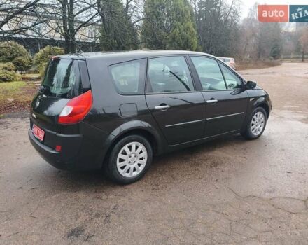 Черный Рено Гранд Сценик, объемом двигателя 2 л и пробегом 110 тыс. км за 7150 $, фото 11 на Automoto.ua