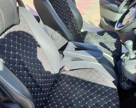 Черный Рено Гранд Сценик, объемом двигателя 2 л и пробегом 219 тыс. км за 6200 $, фото 13 на Automoto.ua