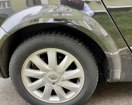 Чорний Рено Гранд Сценік, об'ємом двигуна 2 л та пробігом 208 тис. км за 5250 $, фото 14 на Automoto.ua