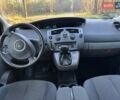 Черный Рено Гранд Сценик, объемом двигателя 2 л и пробегом 210 тыс. км за 5500 $, фото 8 на Automoto.ua