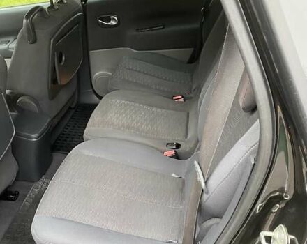 Чорний Рено Гранд Сценік, об'ємом двигуна 2 л та пробігом 208 тис. км за 5250 $, фото 24 на Automoto.ua