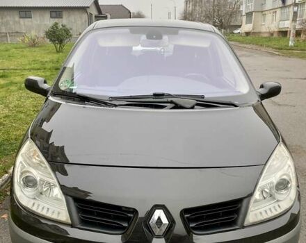 Чорний Рено Гранд Сценік, об'ємом двигуна 2 л та пробігом 208 тис. км за 5250 $, фото 8 на Automoto.ua