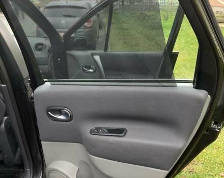 Чорний Рено Гранд Сценік, об'ємом двигуна 2 л та пробігом 208 тис. км за 5250 $, фото 22 на Automoto.ua