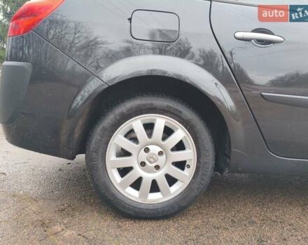 Черный Рено Гранд Сценик, объемом двигателя 2 л и пробегом 110 тыс. км за 7150 $, фото 23 на Automoto.ua