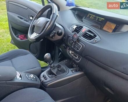 Черный Рено Гранд Сценик, объемом двигателя 1.9 л и пробегом 300 тыс. км за 6400 $, фото 15 на Automoto.ua