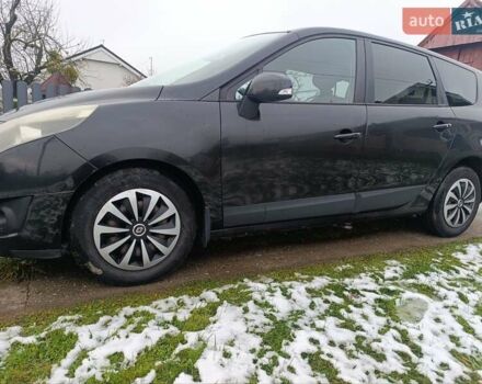 Черный Рено Гранд Сценик, объемом двигателя 1.9 л и пробегом 300 тыс. км за 6400 $, фото 5 на Automoto.ua