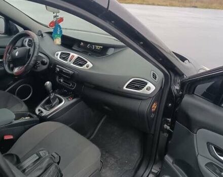 Черный Рено Гранд Сценик, объемом двигателя 1.87 л и пробегом 177 тыс. км за 7200 $, фото 17 на Automoto.ua