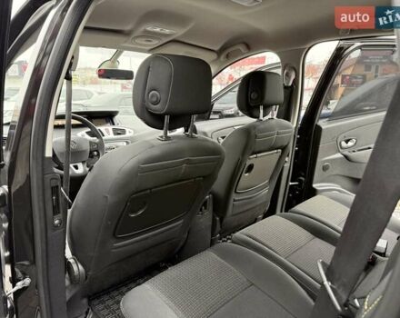 Черный Рено Гранд Сценик, объемом двигателя 1.4 л и пробегом 270 тыс. км за 7300 $, фото 24 на Automoto.ua