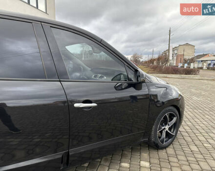 Черный Рено Гранд Сценик, объемом двигателя 2 л и пробегом 380 тыс. км за 7300 $, фото 10 на Automoto.ua