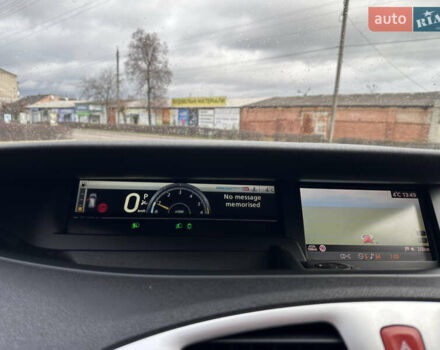 Черный Рено Гранд Сценик, объемом двигателя 2 л и пробегом 380 тыс. км за 7300 $, фото 29 на Automoto.ua