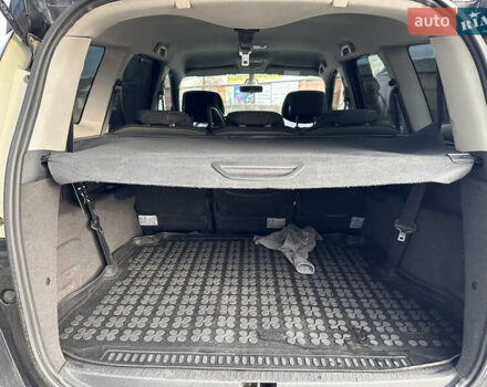 Черный Рено Гранд Сценик, объемом двигателя 2 л и пробегом 380 тыс. км за 7300 $, фото 21 на Automoto.ua