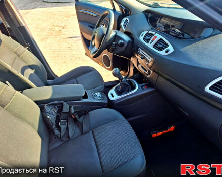 Рено Гранд Сценік 2009 у Косове на Automoto.ua Чорний Рено Гранд Сценік, об'ємом двигуна 1.4 л та пробігом 224 тис. км за 4500 $, фото 2 на Automoto.ua