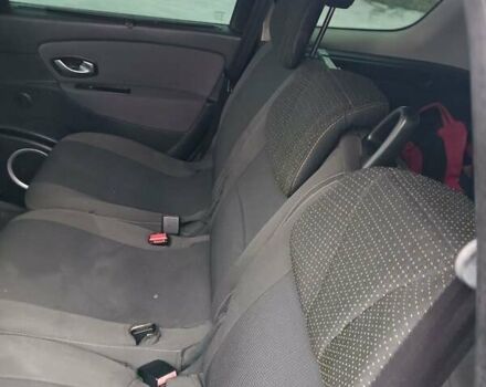 Черный Рено Гранд Сценик, объемом двигателя 1.87 л и пробегом 177 тыс. км за 7200 $, фото 7 на Automoto.ua