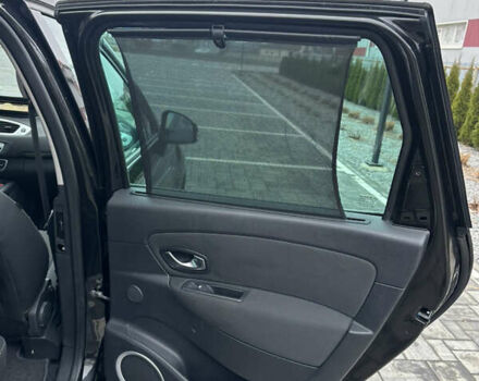 Чорний Рено Гранд Сценік, об'ємом двигуна 2 л та пробігом 197 тис. км за 6800 $, фото 20 на Automoto.ua