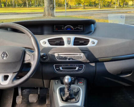 Рено Гранд Сценик 2009 в Днепре (Днепропетровске) на Automoto.ua Черный Рено Гранд Сценик, объемом двигателя 1.87 л и пробегом 240 тыс. км за 6900 $, фото 5 на Automoto.ua