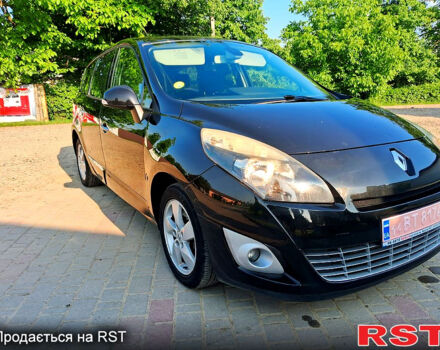 Рено Гранд Сценік 2009 у Косове на Automoto.ua Чорний Рено Гранд Сценік, об'ємом двигуна 1.4 л та пробігом 224 тис. км за 4500 $, фото 5 на Automoto.ua