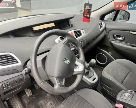 Рено Гранд Сценик 2009 в Луцке на Automoto.ua Черный Рено Гранд Сценик, объемом двигателя 1.4 л и пробегом 181 тыс. км за 6100 $, фото 12 на Automoto.ua