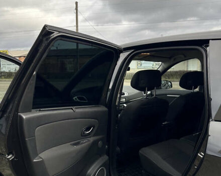 Черный Рено Гранд Сценик, объемом двигателя 2 л и пробегом 380 тыс. км за 7300 $, фото 30 на Automoto.ua