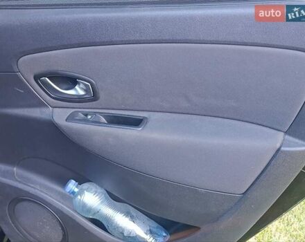 Черный Рено Гранд Сценик, объемом двигателя 1.9 л и пробегом 300 тыс. км за 6400 $, фото 16 на Automoto.ua