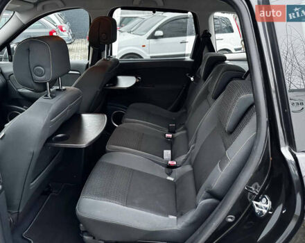 Черный Рено Гранд Сценик, объемом двигателя 1.4 л и пробегом 185 тыс. км за 6800 $, фото 18 на Automoto.ua