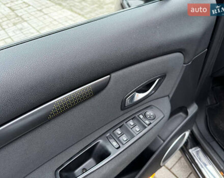 Черный Рено Гранд Сценик, объемом двигателя 1.4 л и пробегом 185 тыс. км за 6800 $, фото 7 на Automoto.ua