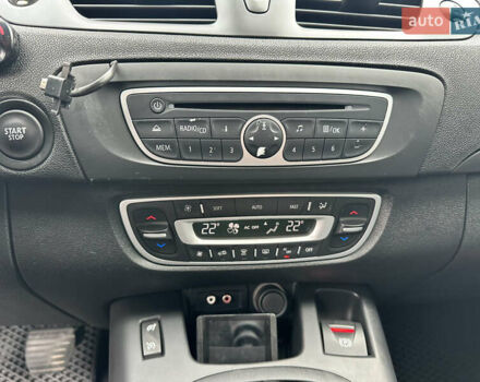 Черный Рено Гранд Сценик, объемом двигателя 1.9 л и пробегом 253 тыс. км за 7999 $, фото 69 на Automoto.ua