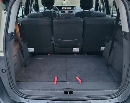 Черный Рено Гранд Сценик, объемом двигателя 1.6 л и пробегом 200 тыс. км за 8350 $, фото 20 на Automoto.ua