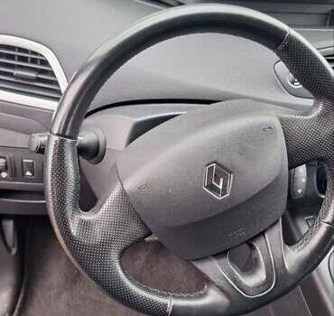 Чорний Рено Гранд Сценік, об'ємом двигуна 1.5 л та пробігом 210 тис. км за 7850 $, фото 9 на Automoto.ua